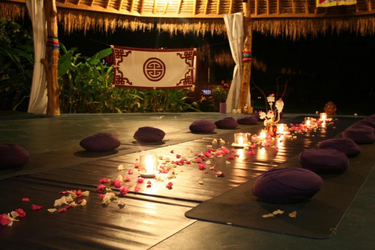 H2O Peaceful Yoga Resort Gili Air Buitenkant foto