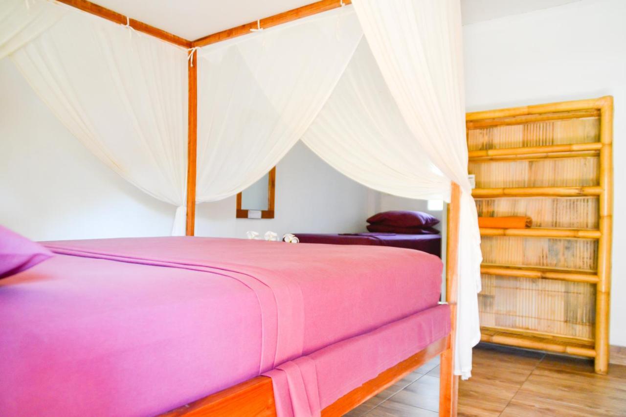 H2O Peaceful Yoga Resort Gili Air Buitenkant foto
