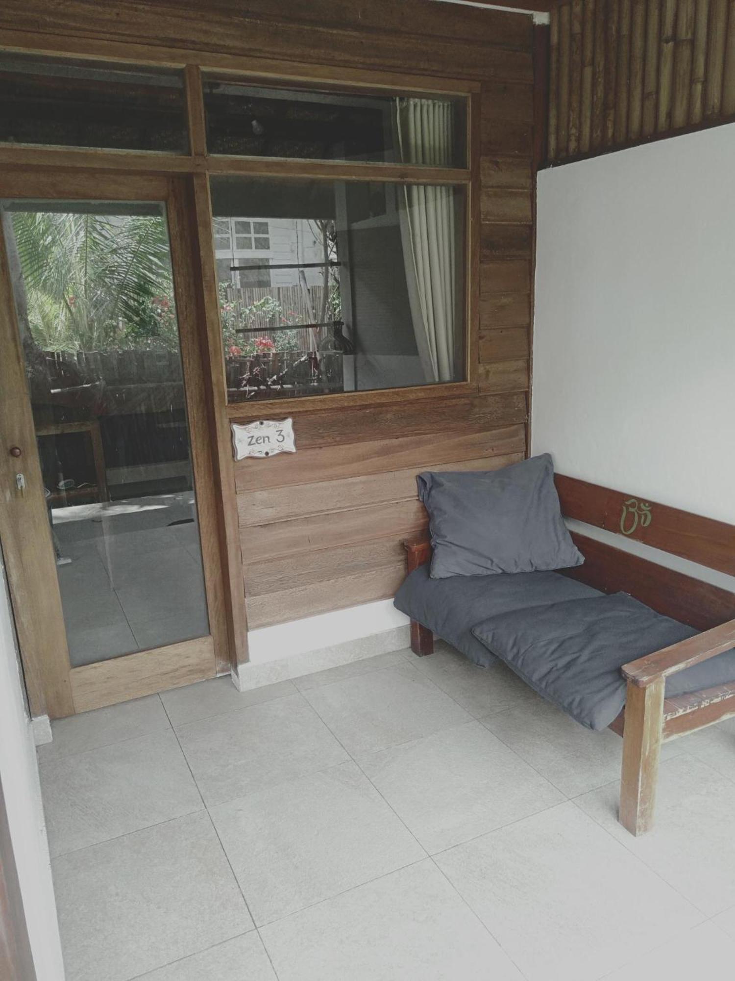 H2O Peaceful Yoga Resort Gili Air Buitenkant foto