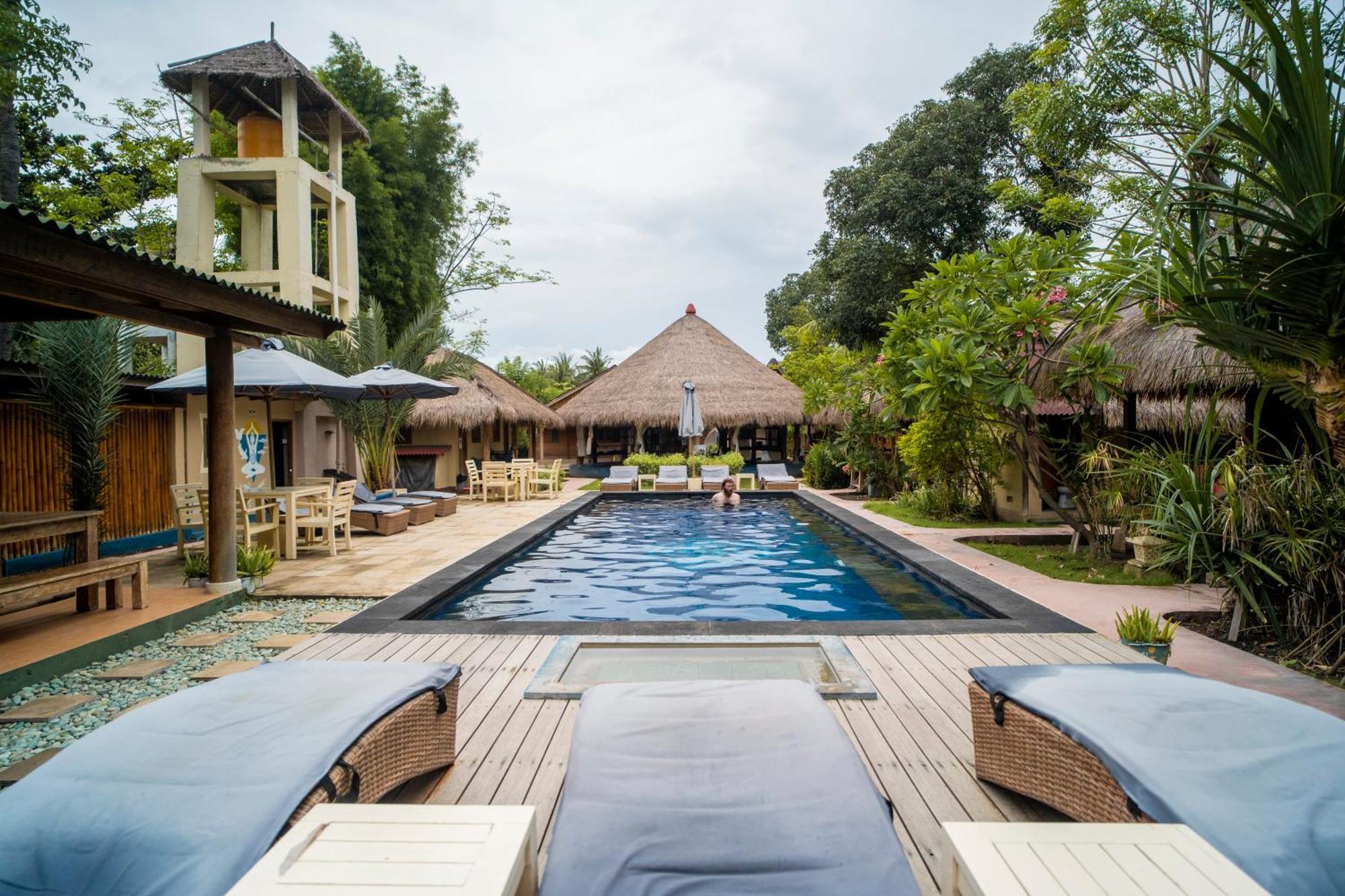 H2O Peaceful Yoga Resort Gili Air Buitenkant foto