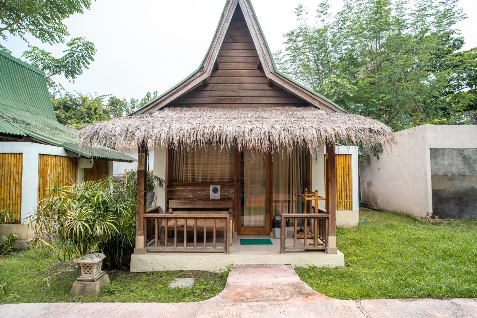 H2O Peaceful Yoga Resort Gili Air Buitenkant foto