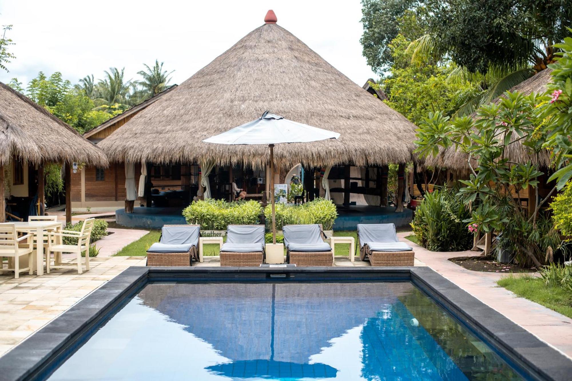 H2O Peaceful Yoga Resort Gili Air Buitenkant foto